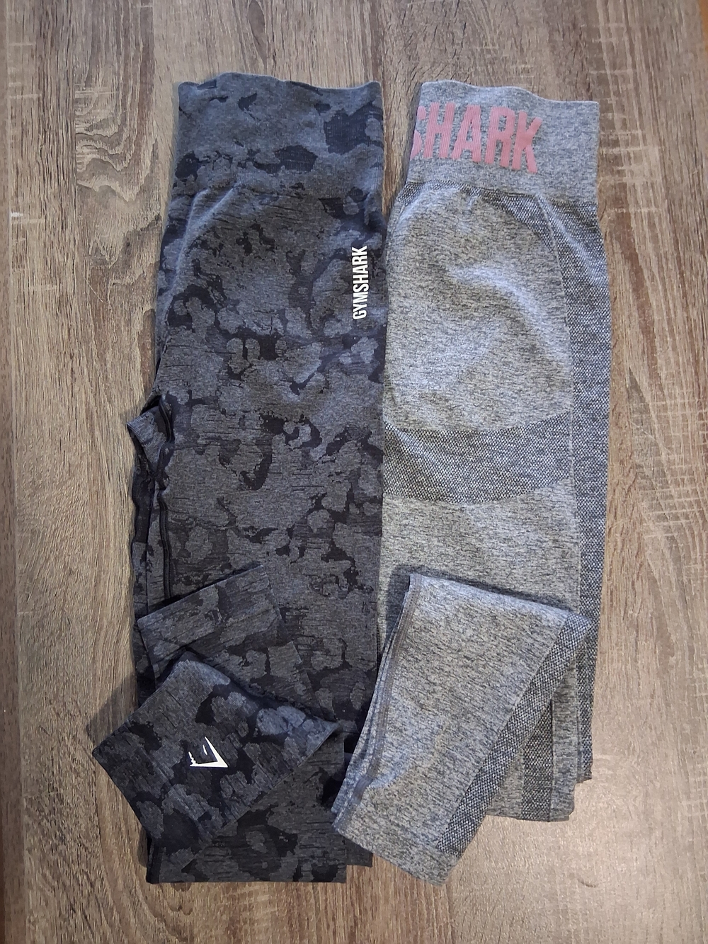 WGymshark ' Dark Charcoal Camo & Light Grey Leggings Set with Pink Logo
